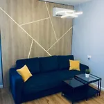 415 Mamaia
