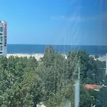 415 Mamaia