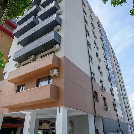415 Mamaia