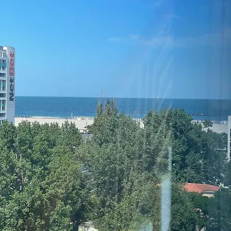 415 Mamaia
